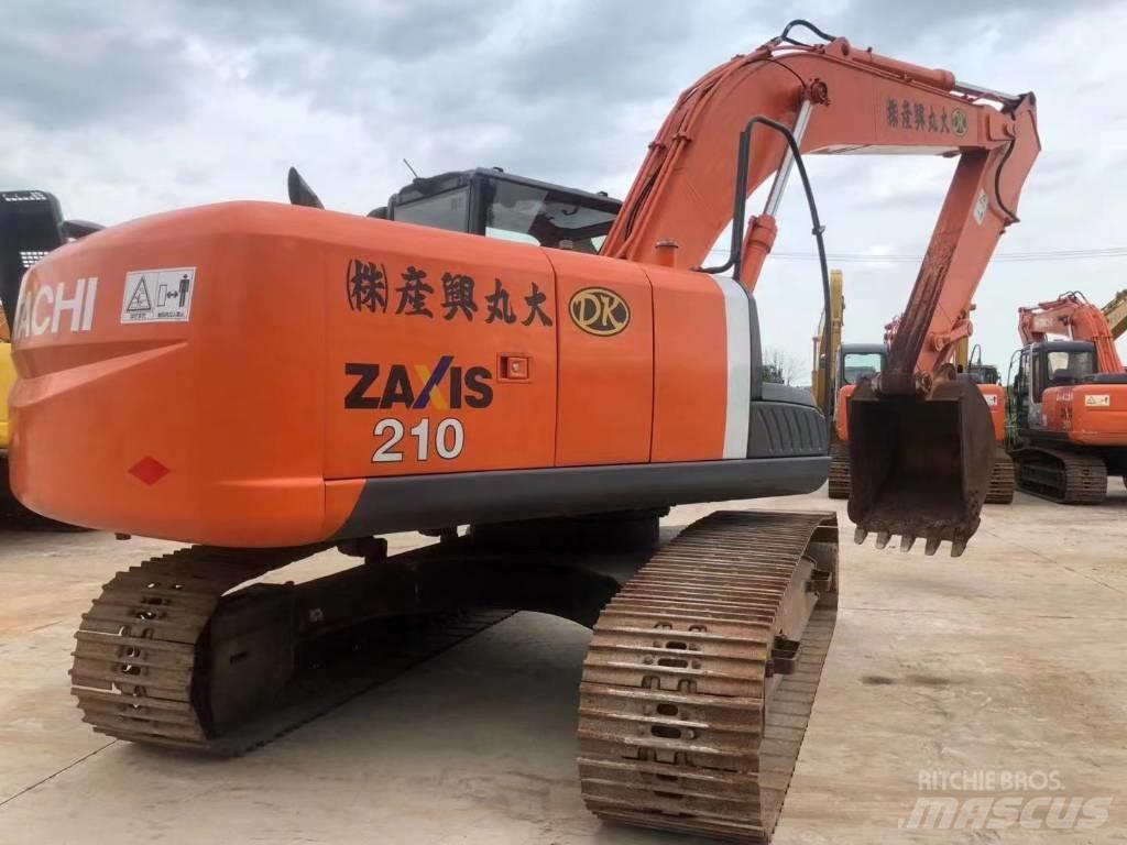 Hitachi ZX 210 Pásová rýpadla