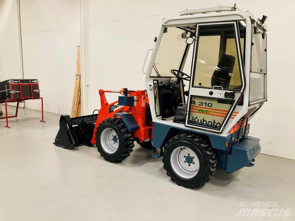 Kubota R 310 Kolové nakladače