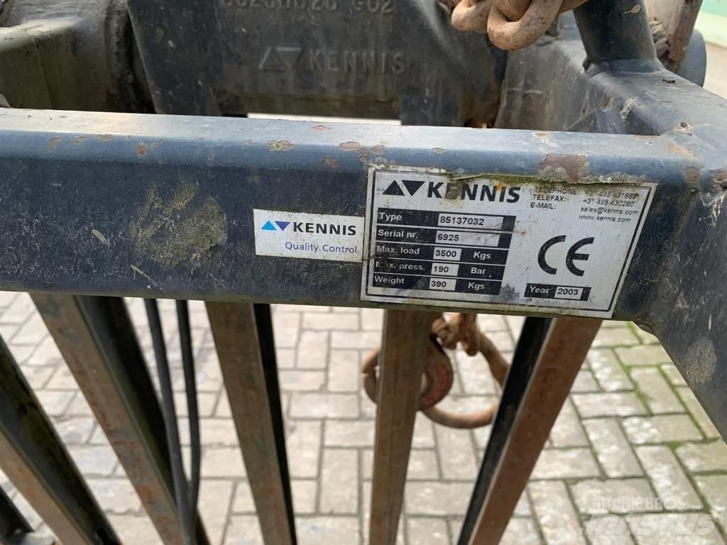 Kennis Stenen klem Další