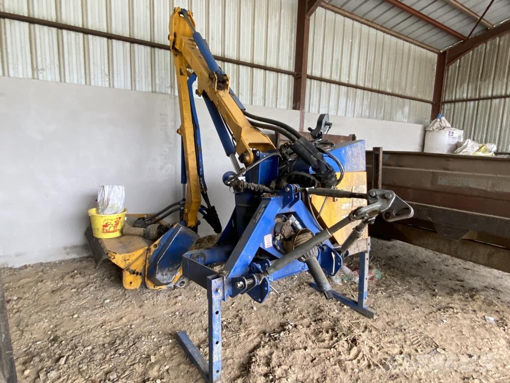 Bomford BQ500 Sekačky namontované a tažené