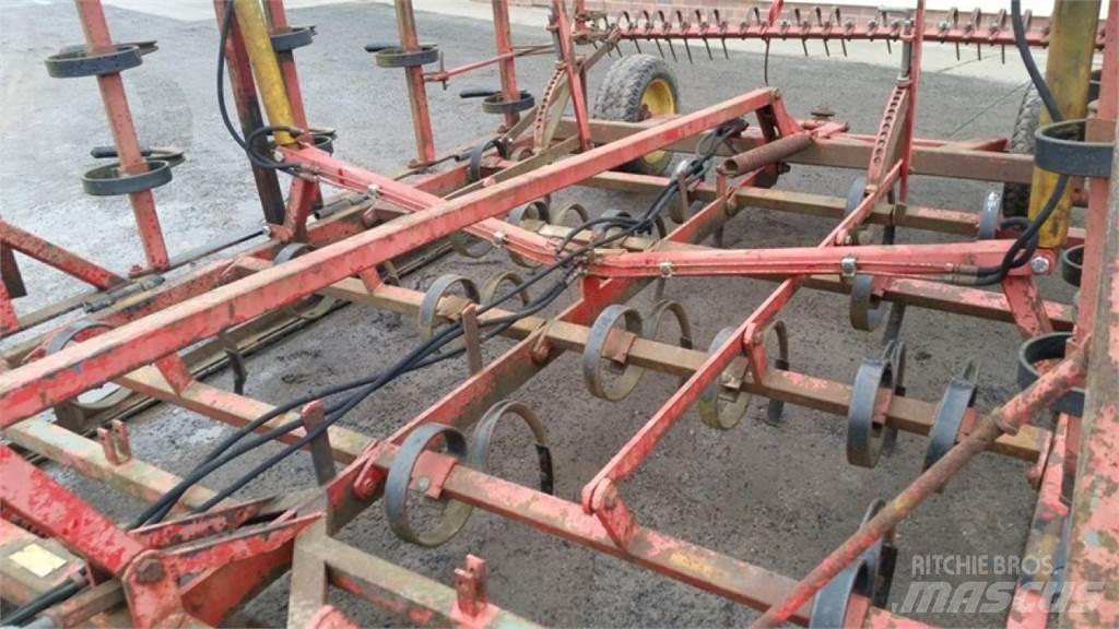 Väderstad NZ 600 Kombinované secí stroje