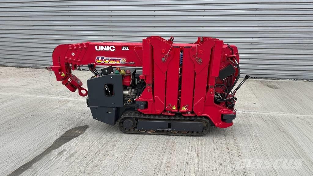 Unic URW 295 Minijeřáby