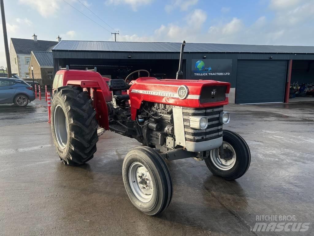 Massey Ferguson 165 Traktory