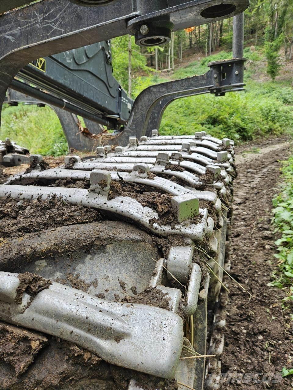 John Deere 1110 G Vyvážecí traktory