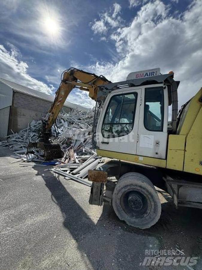 Liebherr A316 Li Speciální bagry