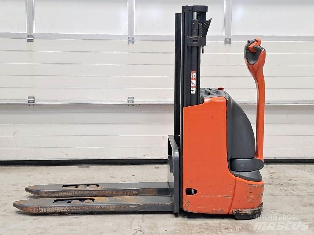 Linde L10 Ručně vedené vysokozdvižné vozíky
