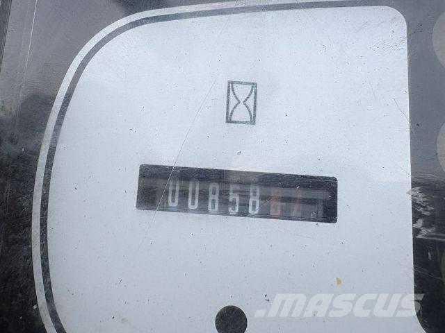 Komatsu PC 14 R-3HS Mini rýpadla < 7t