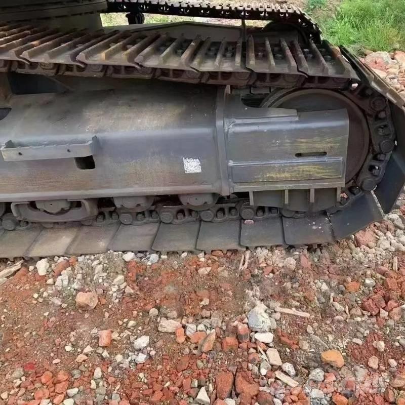 Kobelco SK 260 Pásová rýpadla