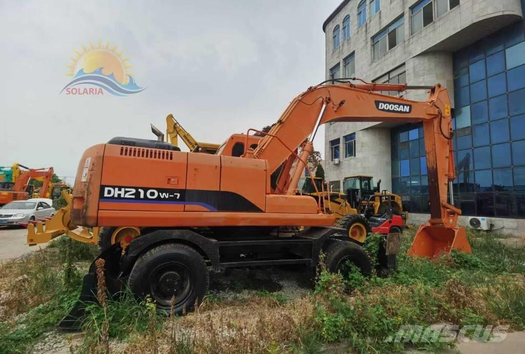 Doosan DH 210 W-7 Kolová rýpadla