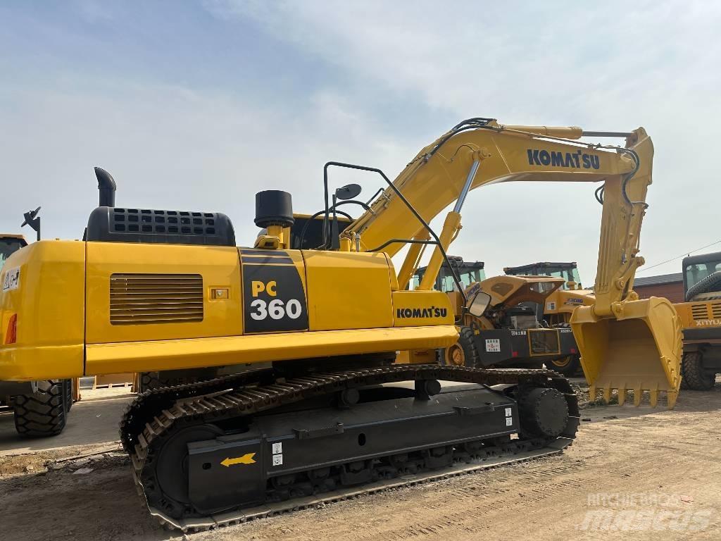 Komatsu PC360-8 Pásová rýpadla
