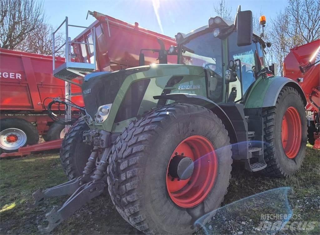 Fendt 828 Vario Traktory