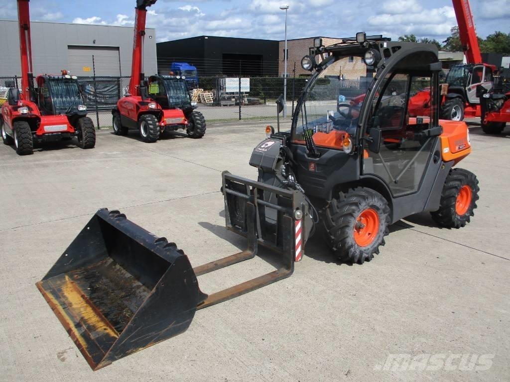 Ausa T144 H X4 (071) Teleskopické manipulátory