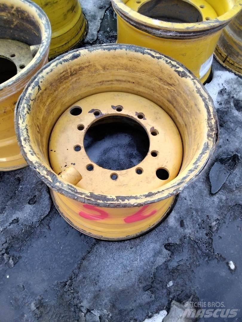 Rottne SMW 20x26,5 Pneumatiky, kola a ráfky