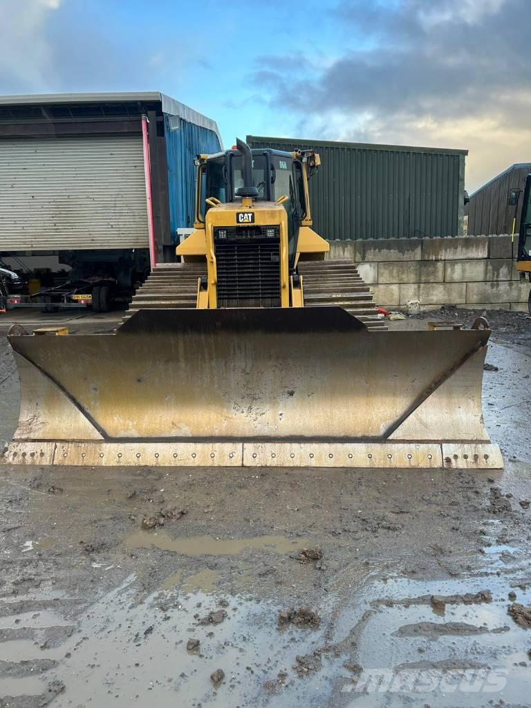 CAT D 6 N LGP Pásové dozery