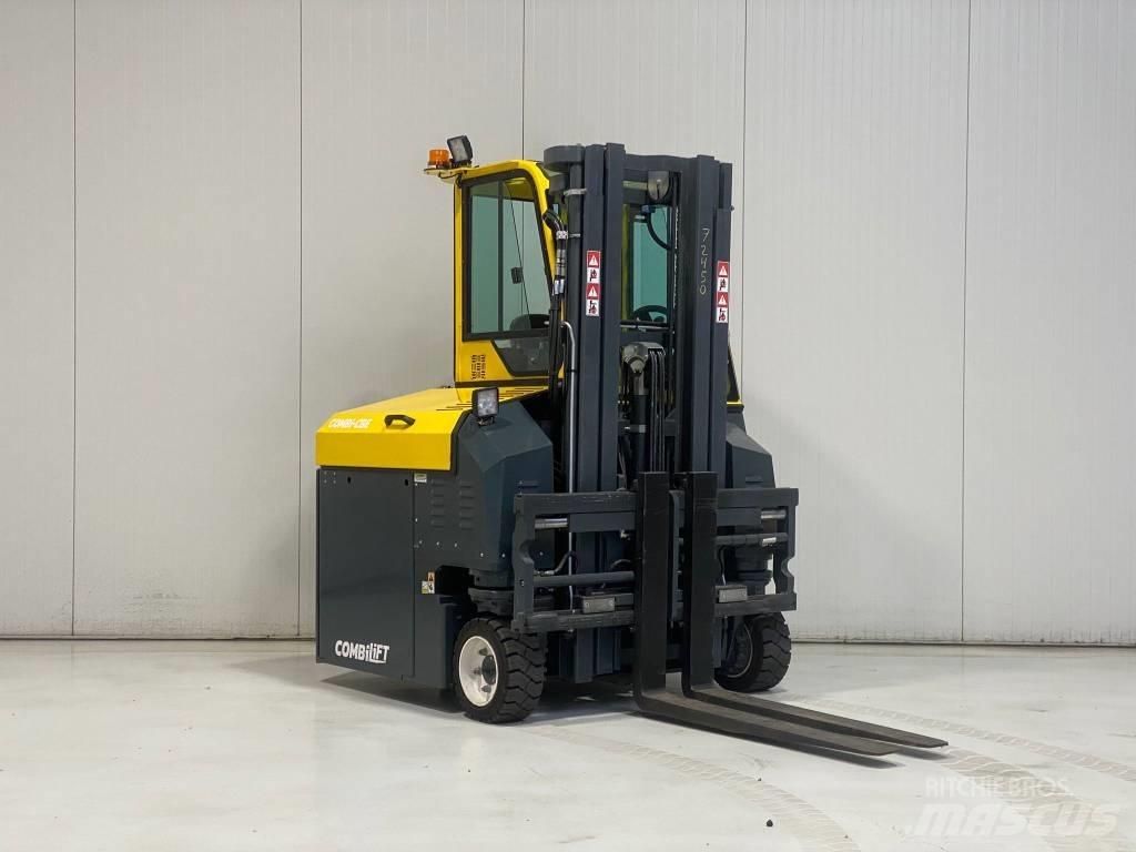 Combilift CBE2500 4 cestní vysokozdvižné vozíky