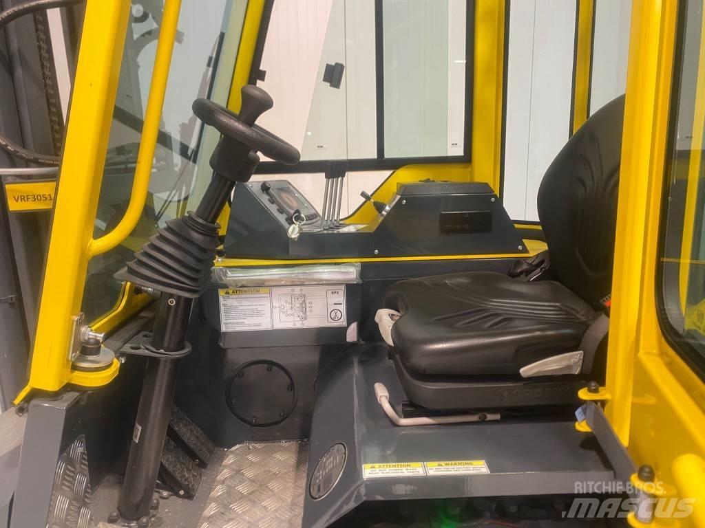 Combilift CBE2500 4 cestní vysokozdvižné vozíky