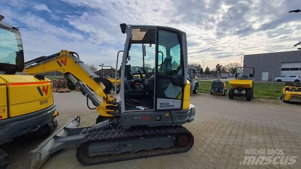 Wacker Neuson ET42 Pásová rýpadla