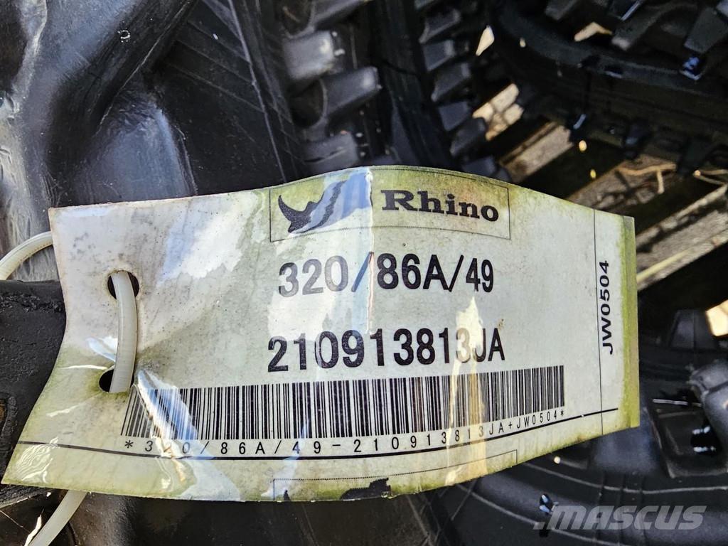 Bobcat T590 Tracks Pneumatiky, kola a ráfky