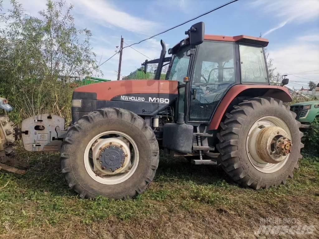 New Holland M160 Traktory