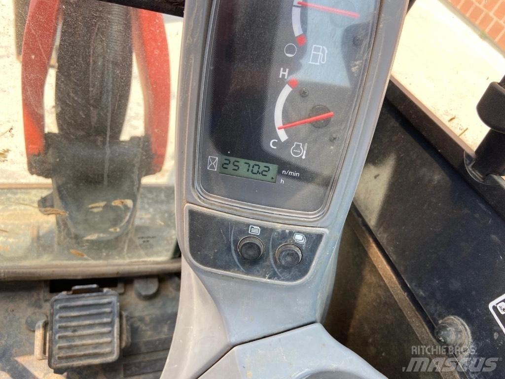 Kubota U 27-4 Mini rýpadla < 7t