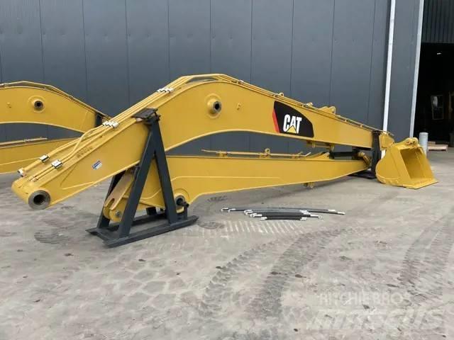 CAT 323D 15m Set Hloubkové lopaty