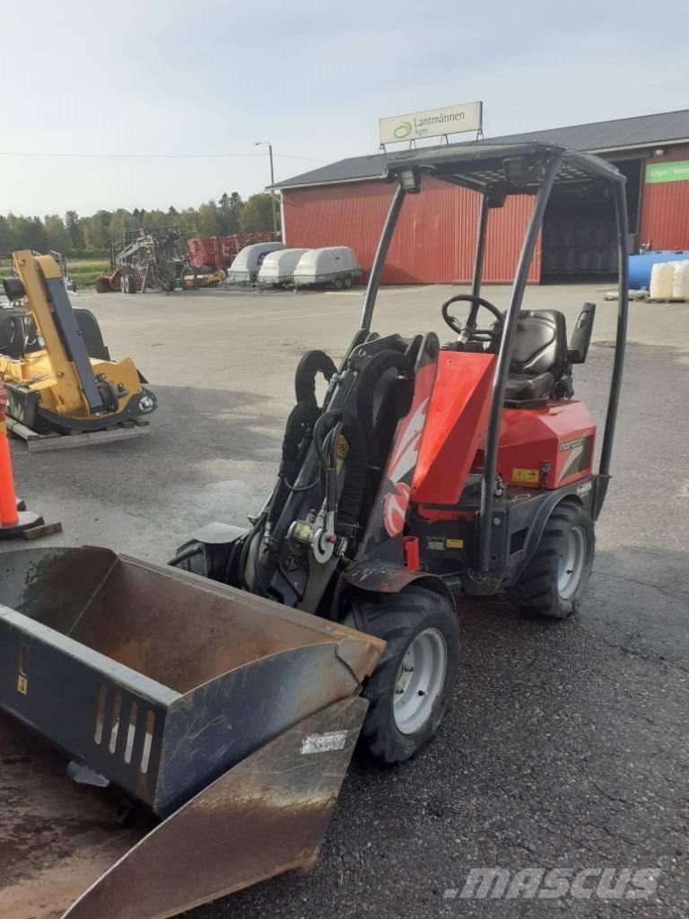 Norcar A6226 Víceúčelové nakladače
