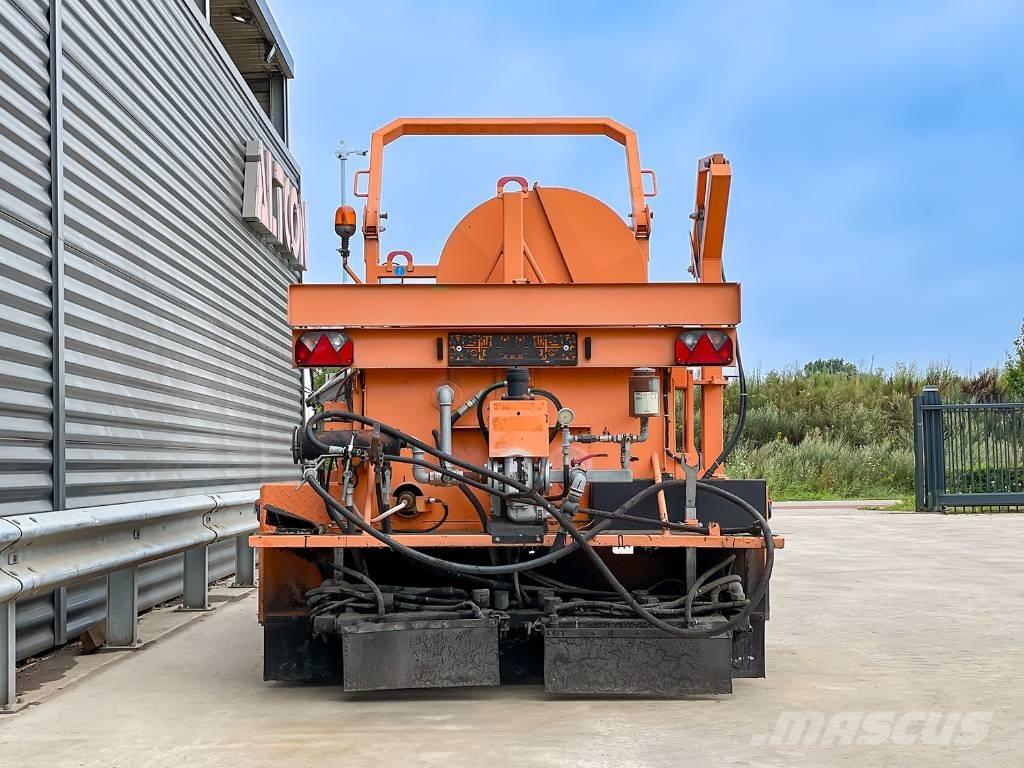  Grün BSM 1200-4R Rozstřikovače asfaltu