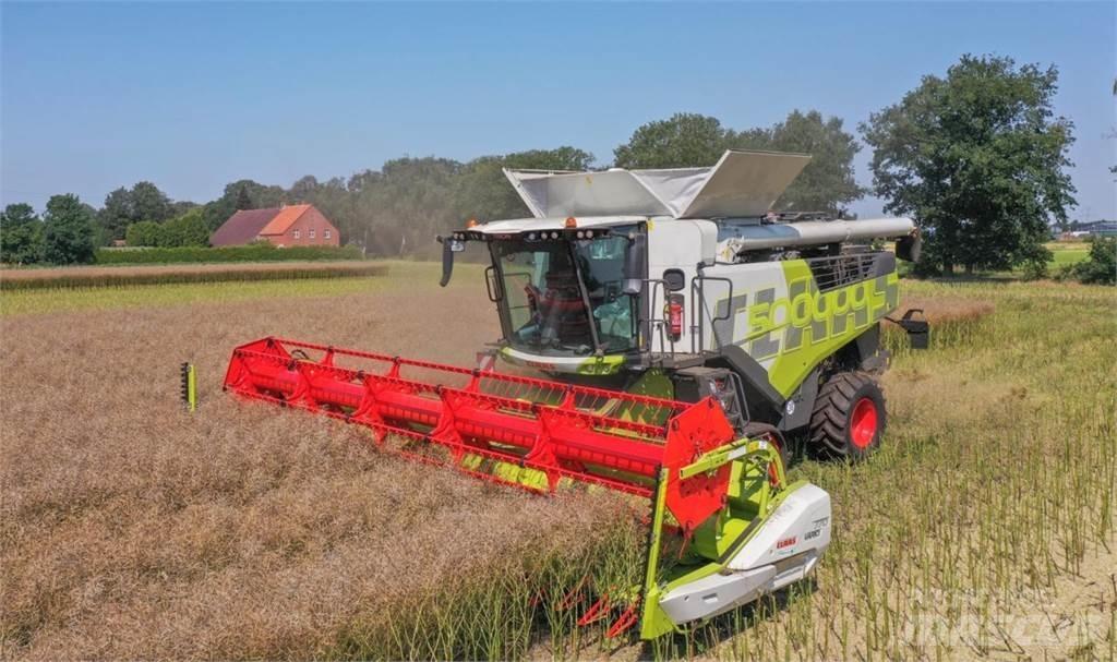 CLAAS Trion 730 TT Sklízecí mlátičky