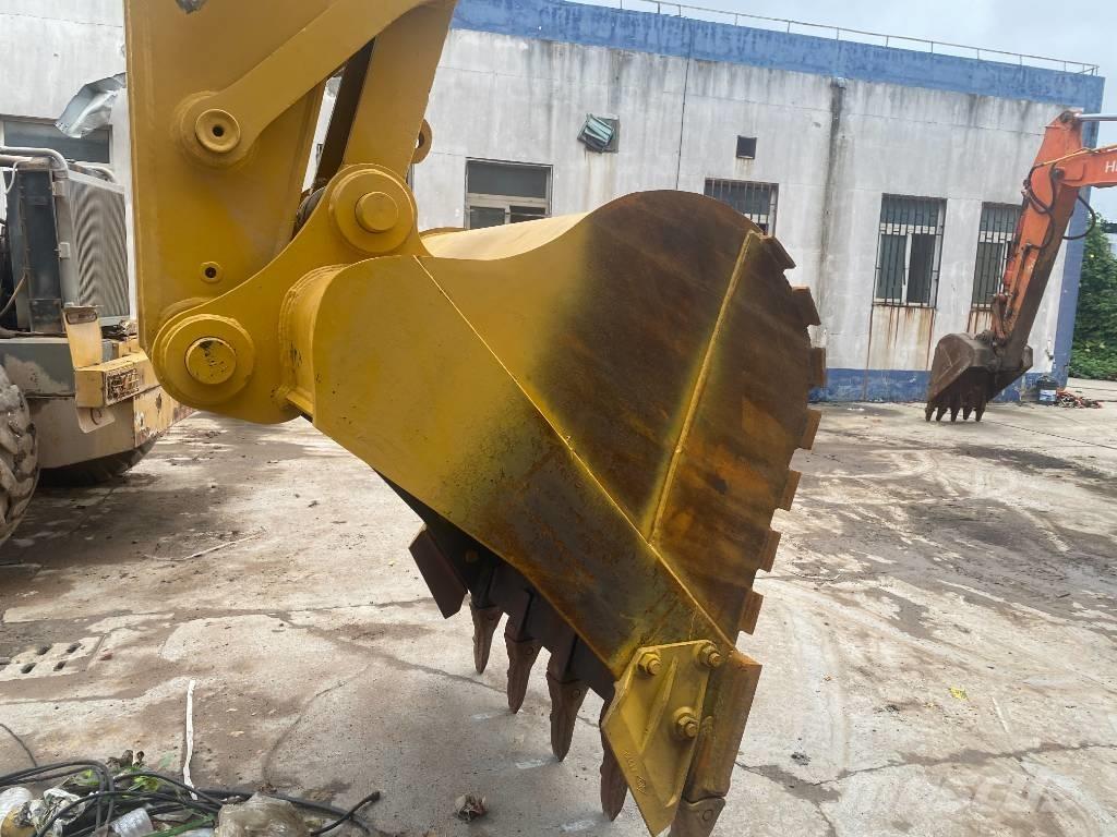 CAT 336 D Pásová rýpadla