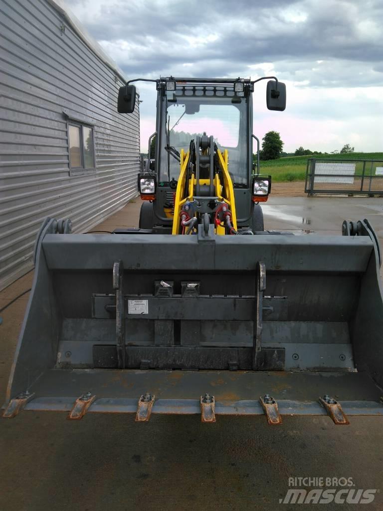 Wacker Neuson WL 34 Kolové nakladače