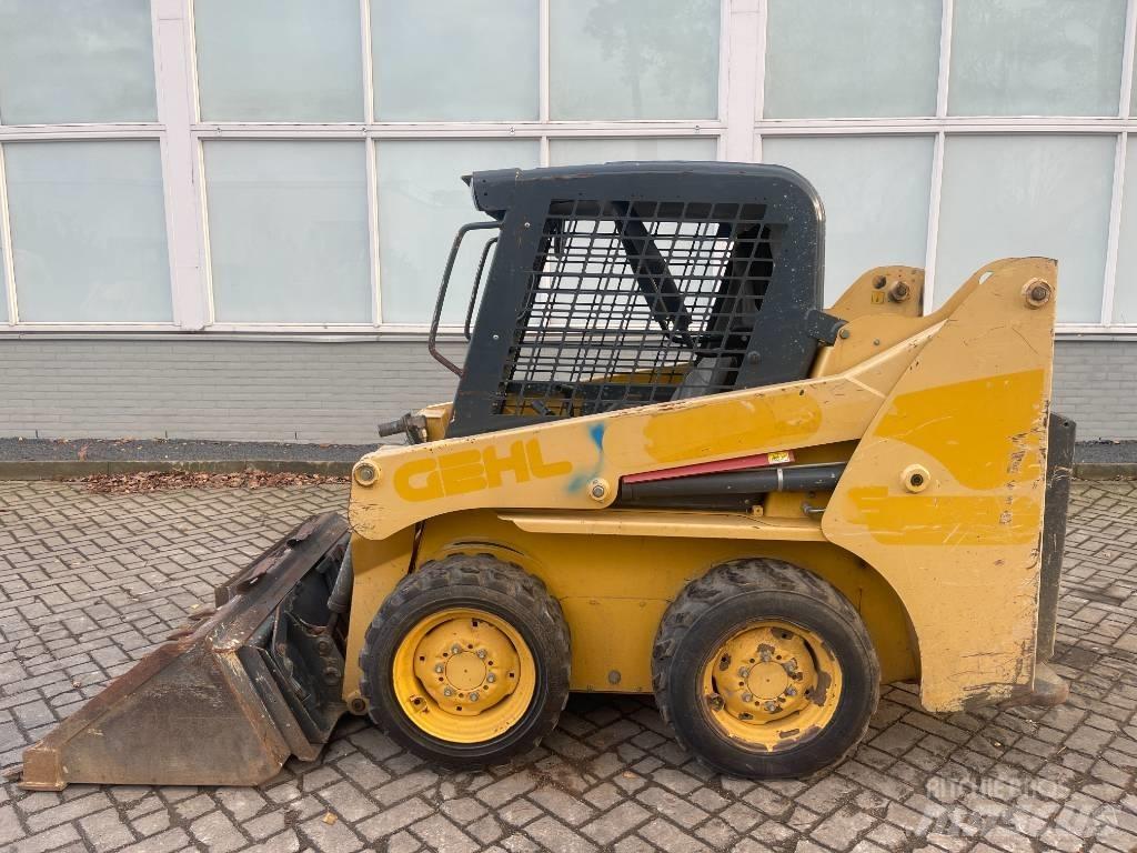 Gehl 3840 E     2015 Smykem řízené nakladače