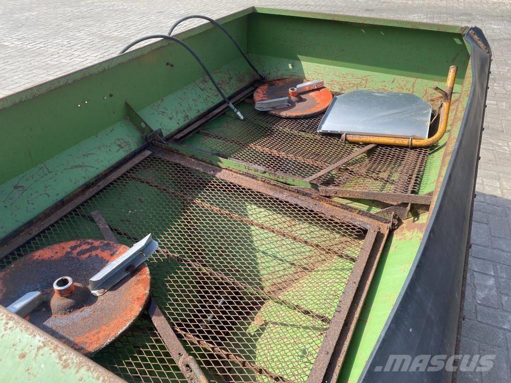 Amazone ZA-U 1500 Rozmetadlo minerálních hnojiv