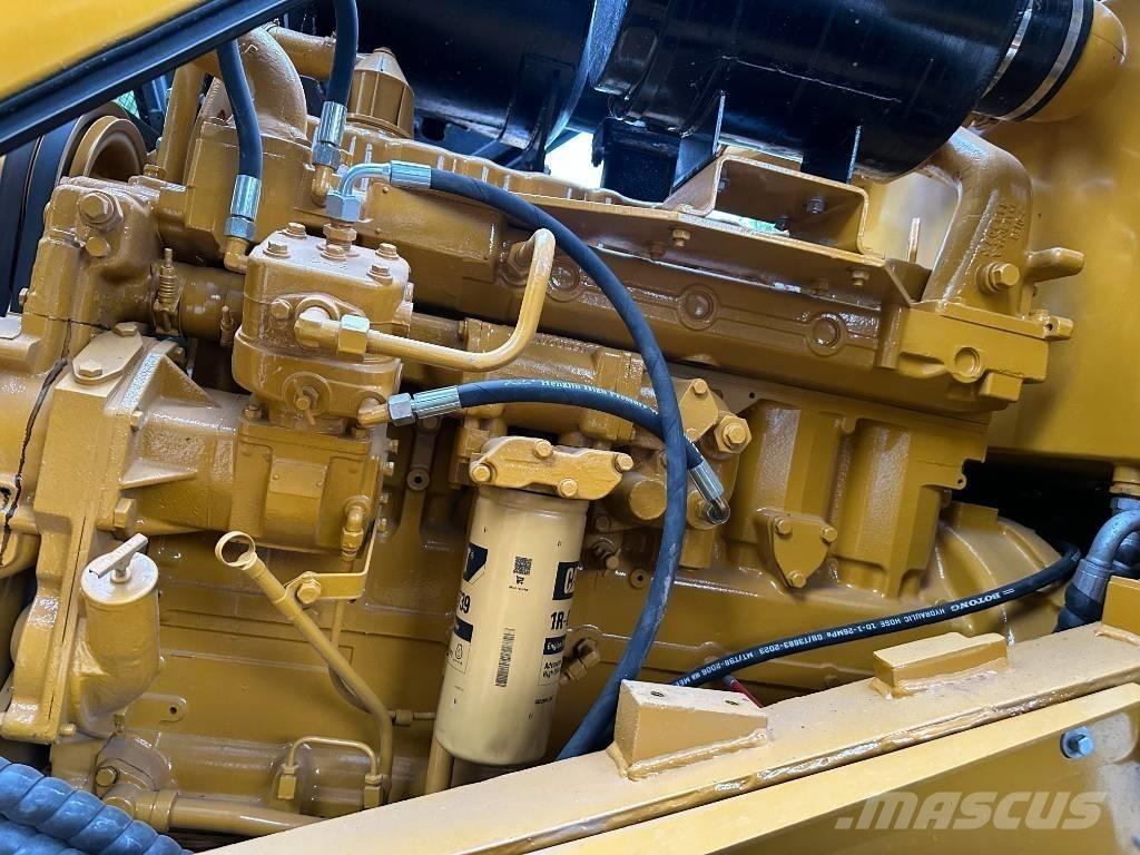 CAT 966H Kolové nakladače