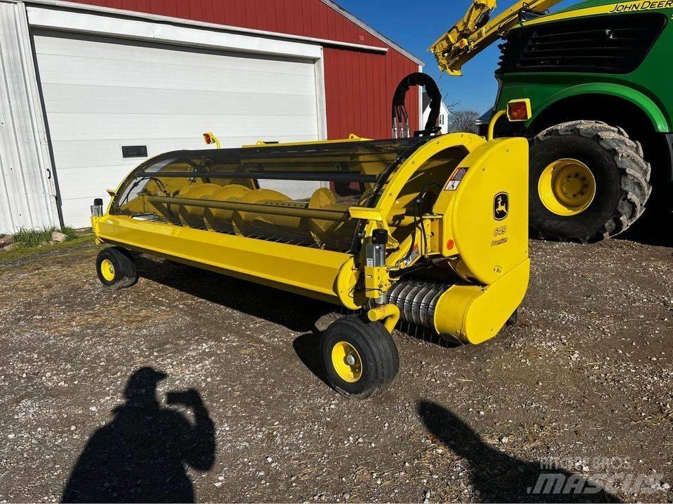 John Deere 649 Stroje na sklizeň pícnin-příslušenství