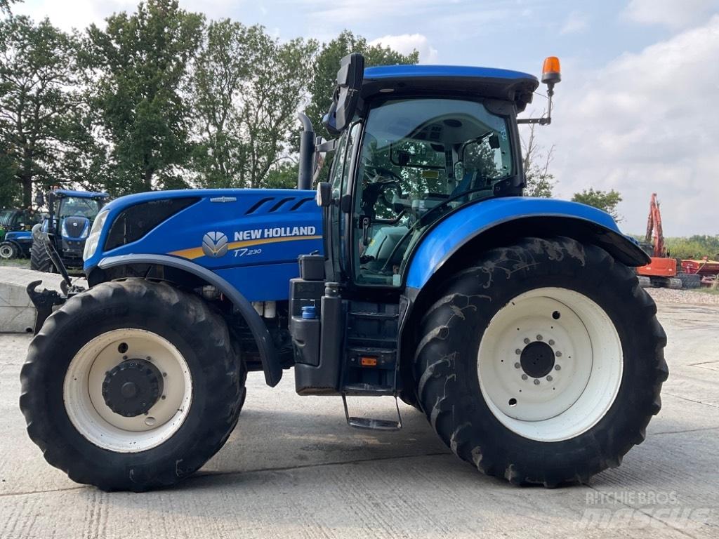 New Holland T 7.230 Traktory