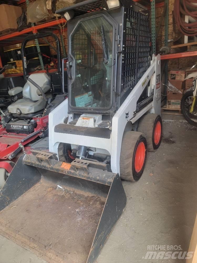 Bobcat S 70 Smykem řízené nakladače
