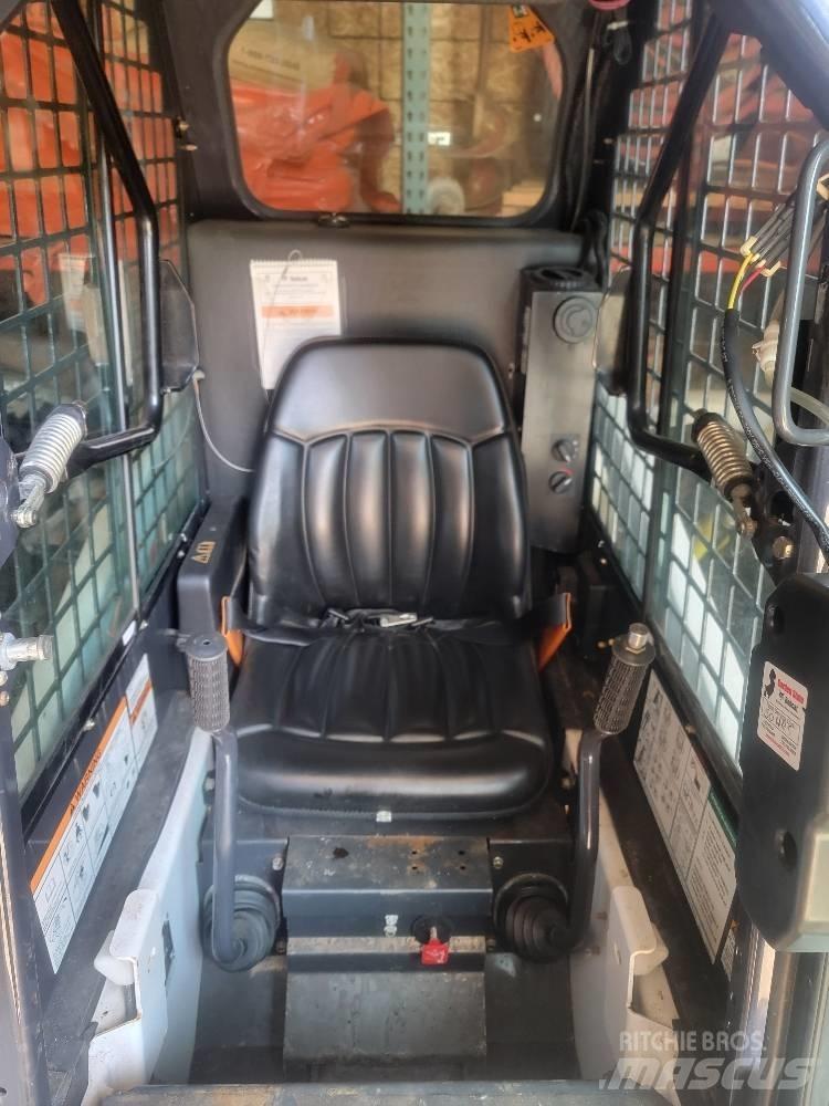 Bobcat S 70 Smykem řízené nakladače