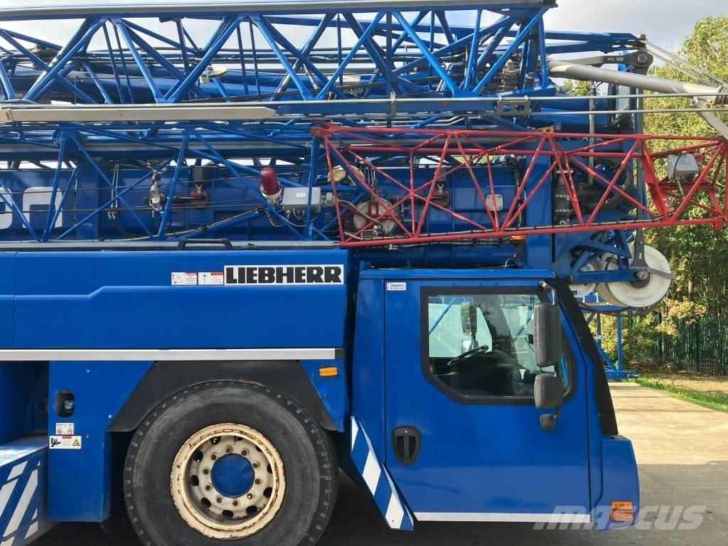 Liebherr MK 140 Plus Univerzální terénní jeřáby