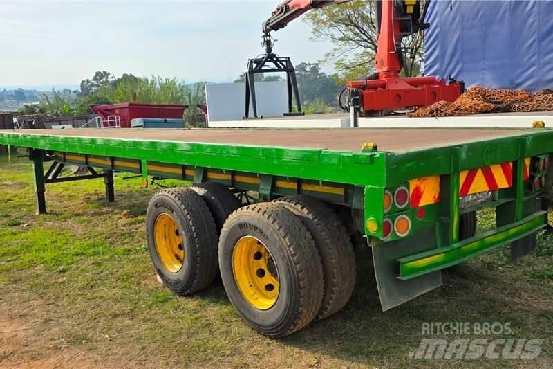  Custom 12.3m Další přívěsy