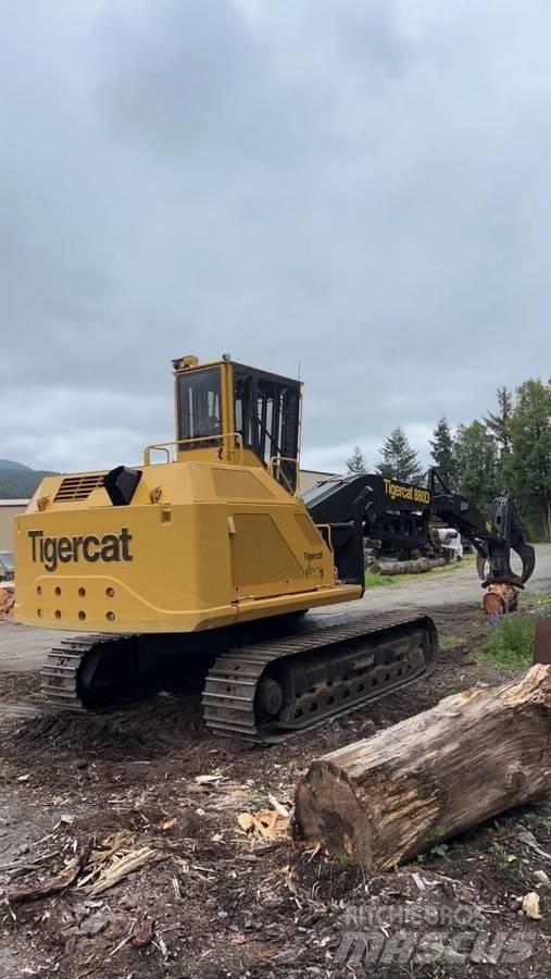 Tigercat 880D Lesní nakladače