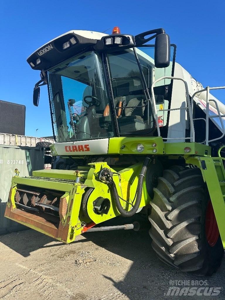CLAAS Lexion 560 Sklízecí mlátičky