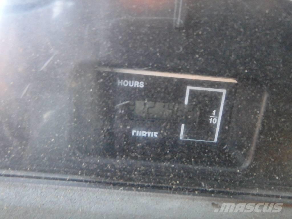 Daewoo Mega 250 4x4 Kolové nakladače