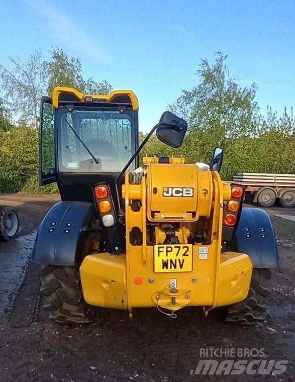JCB 540-140 Teleskopické manipulátory