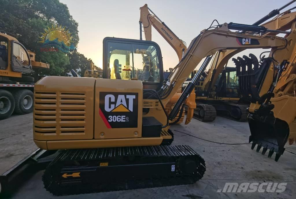 CAT 306e2 Mini rýpadla < 7t