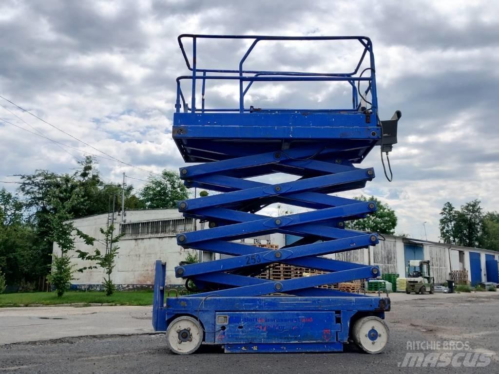 UpRight X32 Nůžková zvedací plošina