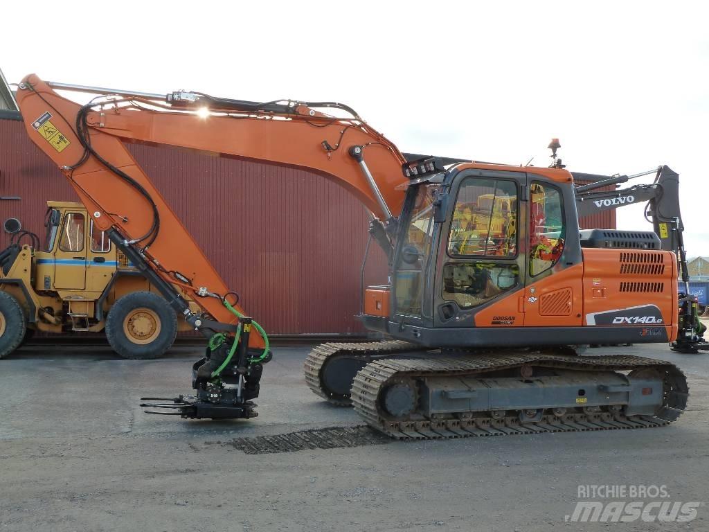 Doosan DX140LC-5 Pásová rýpadla