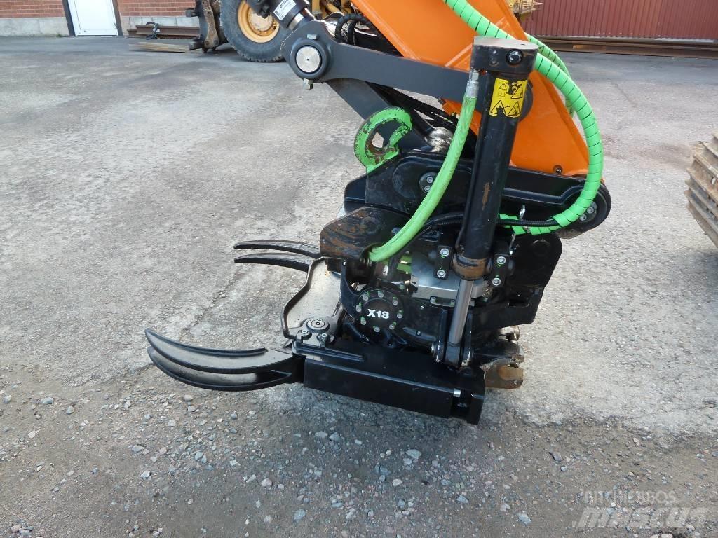 Doosan DX140LC-5 Pásová rýpadla