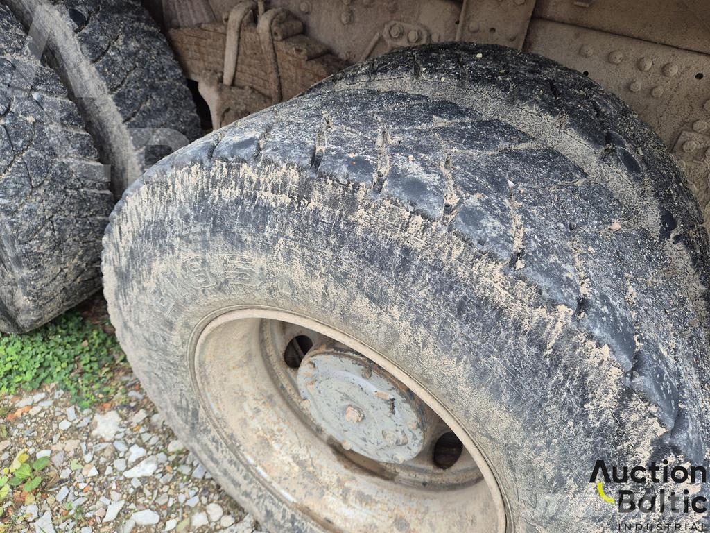 Iveco 260-34 Cisternové vozy