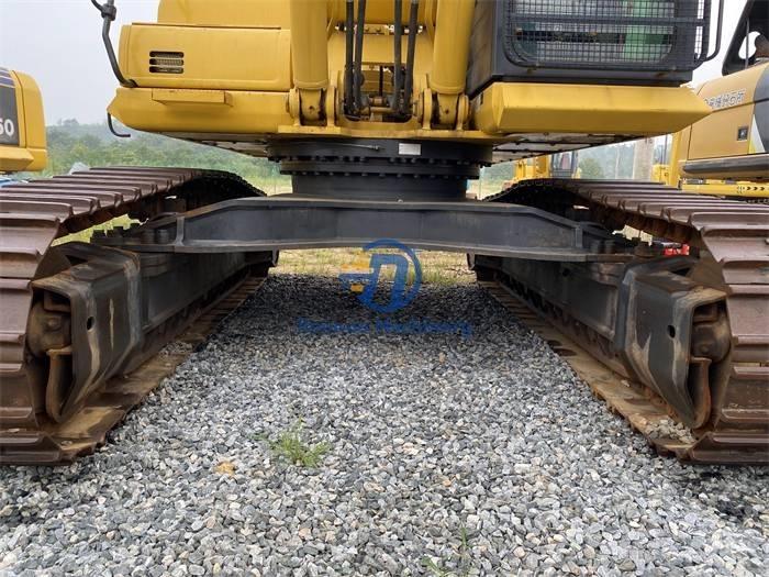 Komatsu PC450-8 Pásová rýpadla