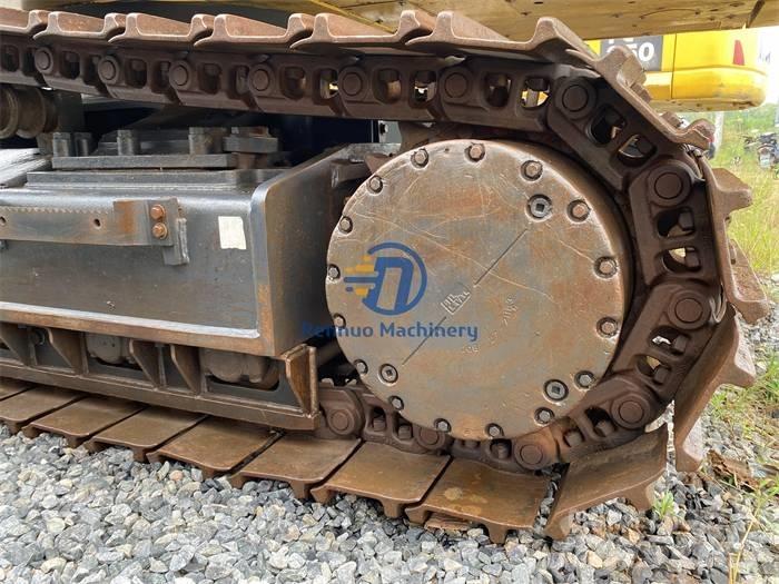 Komatsu PC450-8 Pásová rýpadla